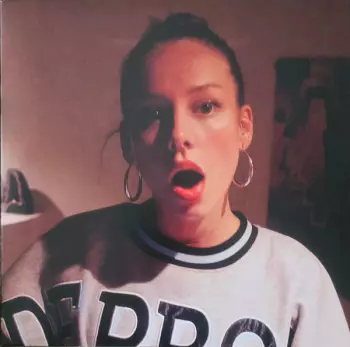 Dani Martín: Ester Expósito