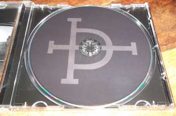 CD Dark: Dark