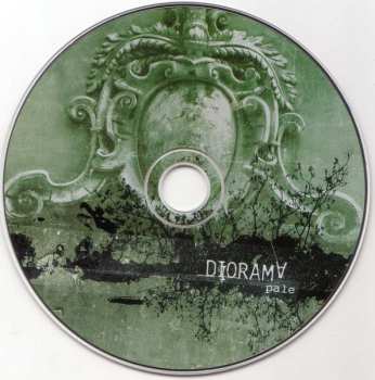 CD Diorama: Pale