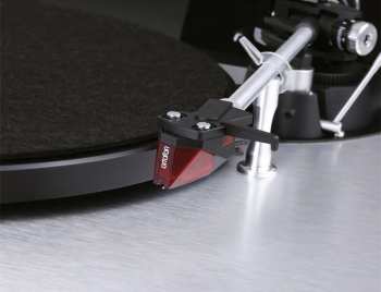 Audiotechnika DUAL CS 800 Black Edition 1 of 50 + Ortofon 2M RED