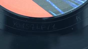 LP آمال المثلوثي: Mra