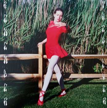Album Emily Yacina: Remember The Silver