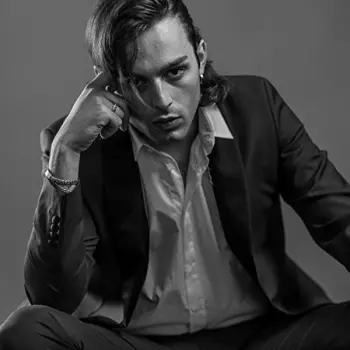 Ernia: Come Uccidere Un Usignolo / 67