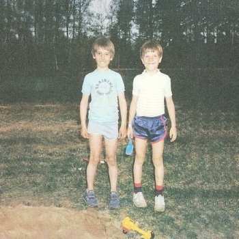 Album Es: Kesämaan Lapset