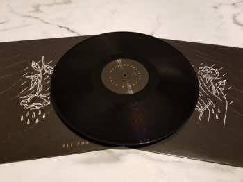 LP Fit For A King: Dark Skies