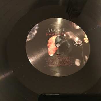 2LP/Dobozkészlet Gewalt: Paradies LTD