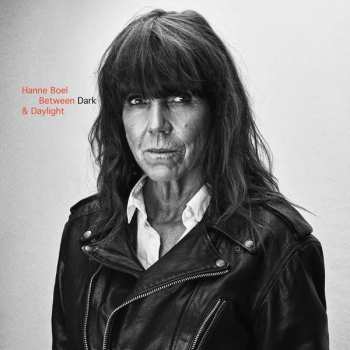Album Hanne Boel: Between Dark & Daylight