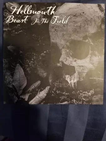 Hellmouth: Hellmouth Beast In The Field/Split