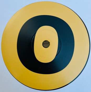 2LP Isolée: Resort Island
