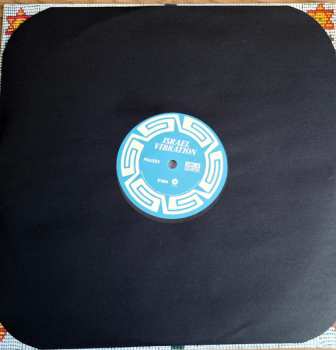 LP Israel Vibration: Praises