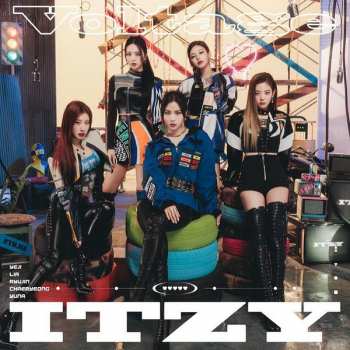 Album Itzy: Voltage