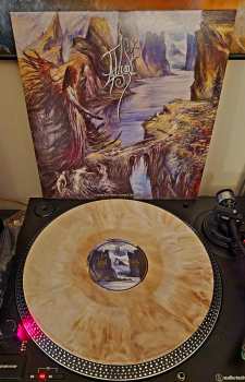Album Izthmi: Leaving This World, Leaving It All Behind