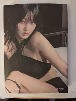 Album Ji Hyo: Zone