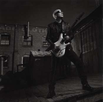 CD Joe Satriani: Unstoppable Momentum
