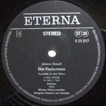 3LP/Dobozkészlet Herbert von Karajan: Die Fledermaus (3xLP + BOX + BOOKLET)