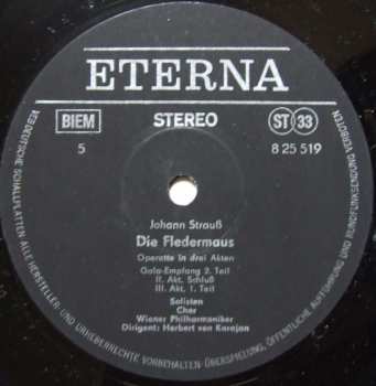 3LP/Dobozkészlet Herbert von Karajan: Die Fledermaus (3xLP + BOX + BOOKLET)
