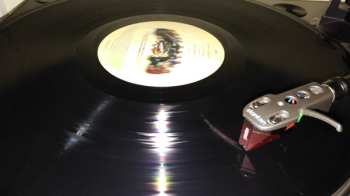 LP Kevin Johansen + The Nada: Mis Américas Vol. 1/2