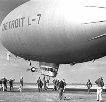 Album L7: Detroit