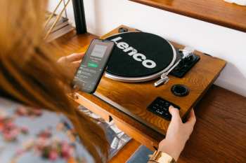 Audiotechnika Lenco LS-55 gramofon s Bluetooth, USB a vestavěnými reproduktory Wood
