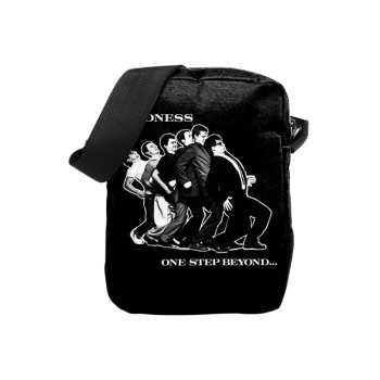 Merch Madness: Válltáska One Step Beyond
