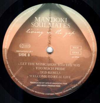 2LP/2CD/Dobozkészlet Man Doki Soulmates: Living In The Gap + Hungarian Pictures DLX | LTD