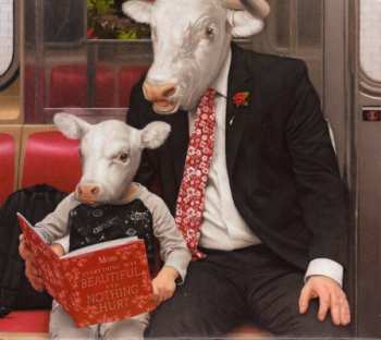 Album Moby: Everything Was Beautiful, And Nothing Hurt