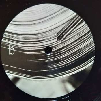 LP Monolithe Noir: Rin