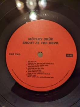 LP Mötley Crüe: Shout At The Devil