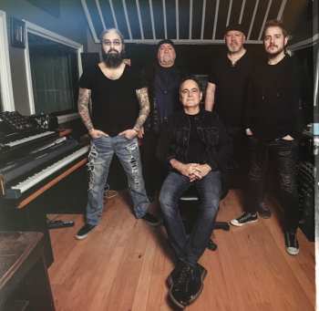 3LP/2CD/Dobozkészlet Neal Morse Band: Innocence & Danger LTD