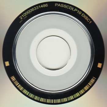 CD/DVD Passenger: Young As The Morning Old As The Sea  DLX