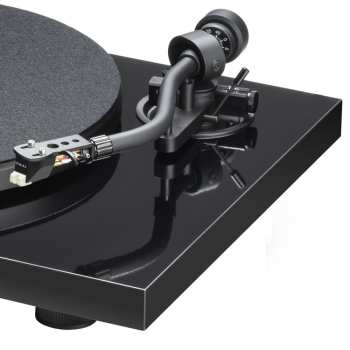Audiotechnika Pro-Ject Debut S PHONO HG + Sumiko Rainier