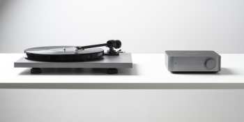 Audiotechnika Pro-ject Stereo Set Phono + Streaming -  Audio Set Se Zesilovačem Wiim A Gramofonem, šedý