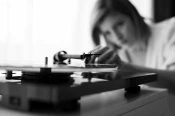 Audiotechnika Pro-Ject T1 Piano OM5e
