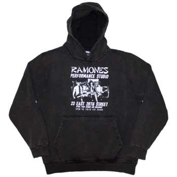 Merch Ramones: Felső East Village