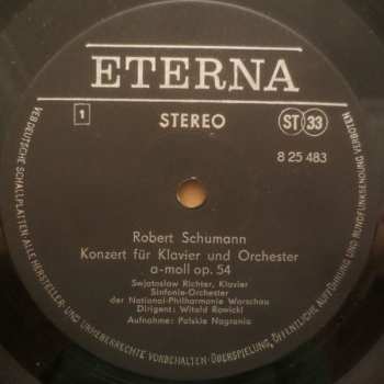 LP Robert Schumann: Konzert Für Klavier Und Orchester A-moll Op. 54 / Konzertstück Für Klavier Und Orchester G-dur Op. 92 / Novellette F-dur Op. 21 Nr. 1 / Toccata C-dur Op. 7