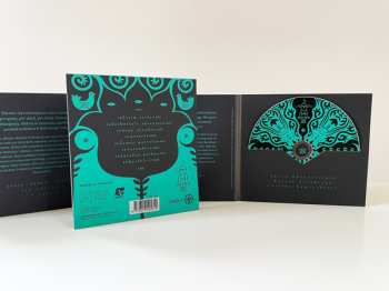 CD Sen Svaja: Eisim Sesės