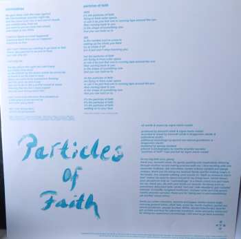 LP Signe Marie Rustad: Particles Of Faith