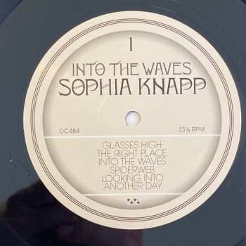 LP Sophia Knapp: Into The Waves