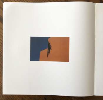 LP Steve Hiett: Down On The Road By The Beach