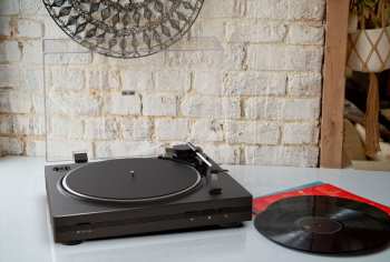Audiotechnika Thomson TT350
