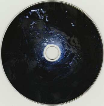 CD Thursday: No Devolución