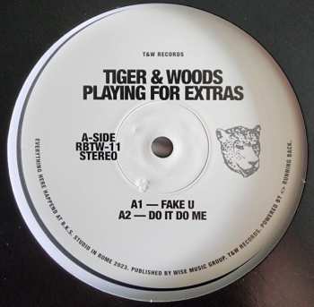 Album Tiger & Woods: Playing For Extras