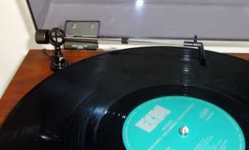 Audiotechnika Tonar Nostatic Arm
