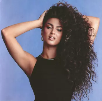 Tori Kelly: Tori.