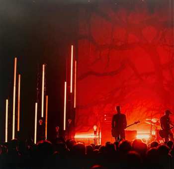 2LP Travis: The Invisible Band Live CLR