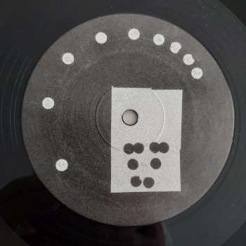 LP Triángulo de Amor Bizarro: No Eres Tú LTD