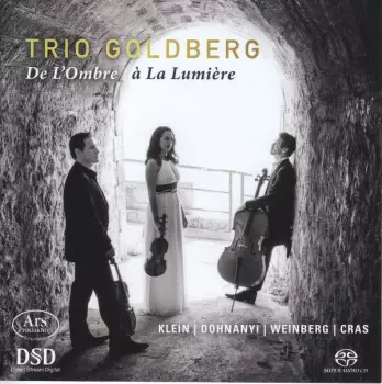 De L'Ombre à La Lumière