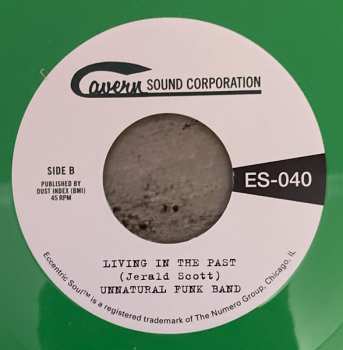 SP Unnatural Funk Band: Strange Happenings / Living In The Past CLR