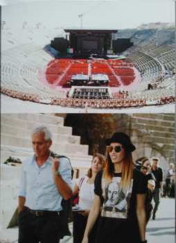 2CD/DVD/Dobozkészlet Various: Amiche In Arena DLX