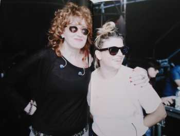 2CD/DVD/Dobozkészlet Various: Amiche In Arena DLX